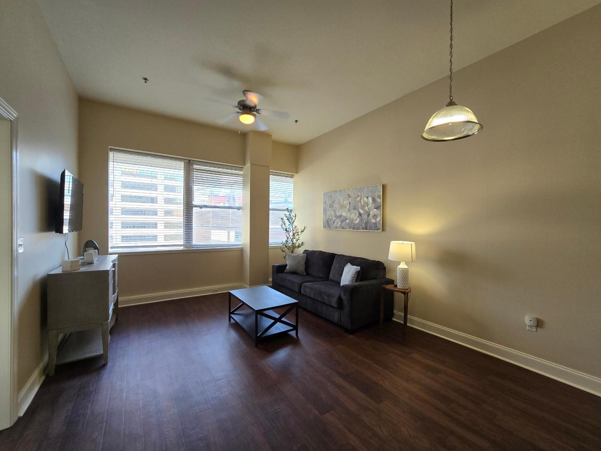 Amazing Condos Beautiful View 2 Blocks To French Quarter, Small Rooftop Pool, Gym, Seanger Theater, Super Dome, And Bourbon St Nowy Orlean Pokój zdjęcie