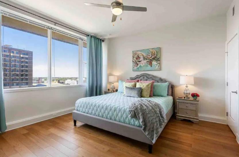 Amazing Condos Beautiful View 2 Blocks To French Quarter, Small Rooftop Pool, Gym, Seanger Theater, Super Dome, And Bourbon St Nowy Orlean Pokój zdjęcie