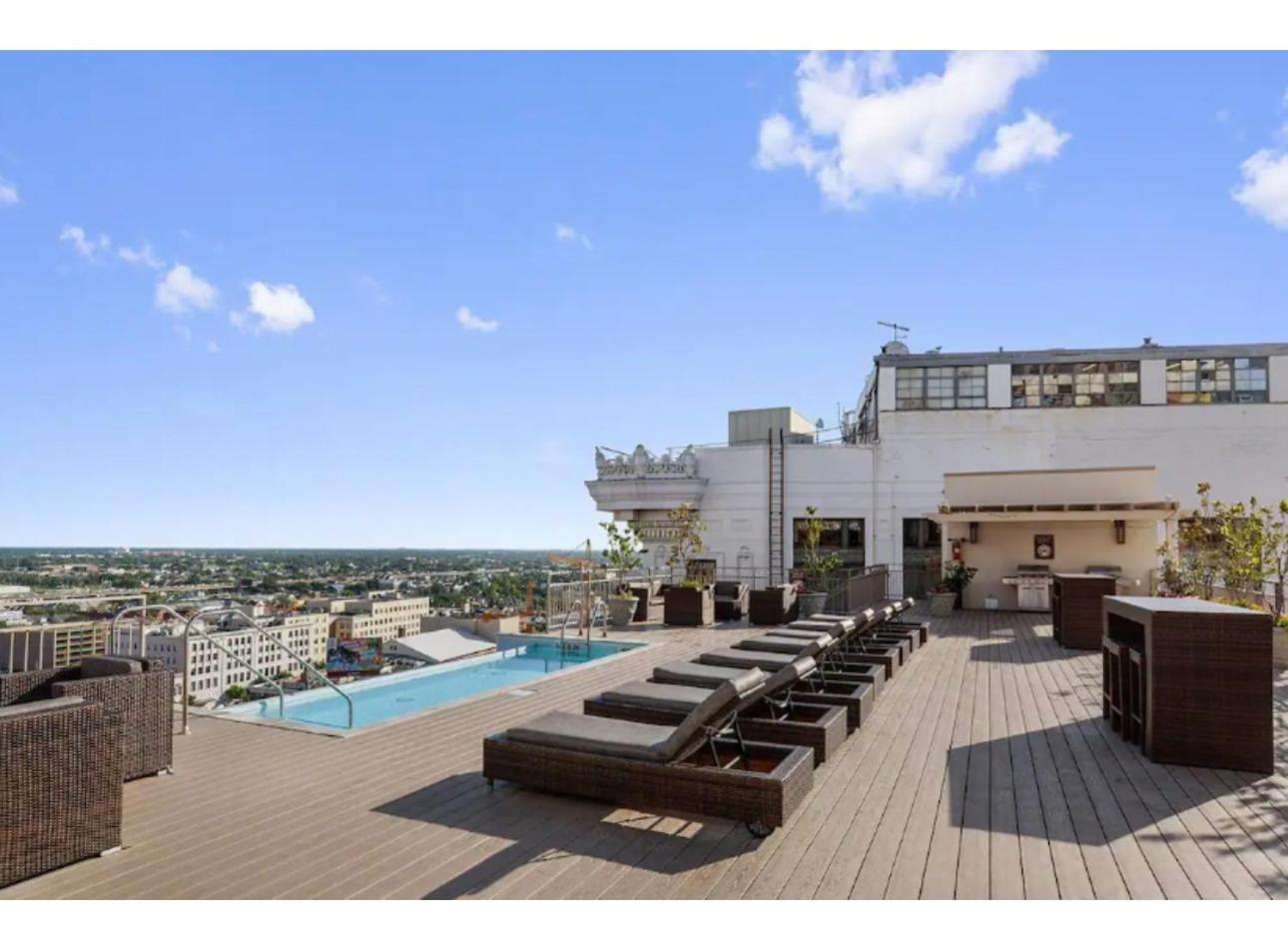Amazing Condos Beautiful View 2 Blocks To French Quarter, Small Rooftop Pool, Gym, Seanger Theater, Super Dome, And Bourbon St Nowy Orlean Zewnętrze zdjęcie