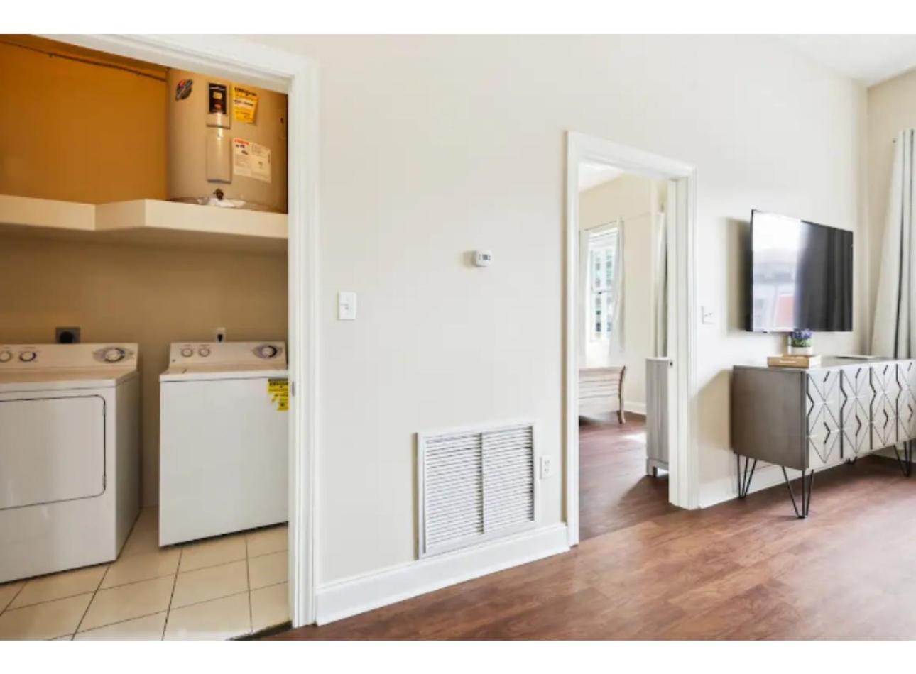 Amazing Condos Beautiful View 2 Blocks To French Quarter, Small Rooftop Pool, Gym, Seanger Theater, Super Dome, And Bourbon St Nowy Orlean Pokój zdjęcie
