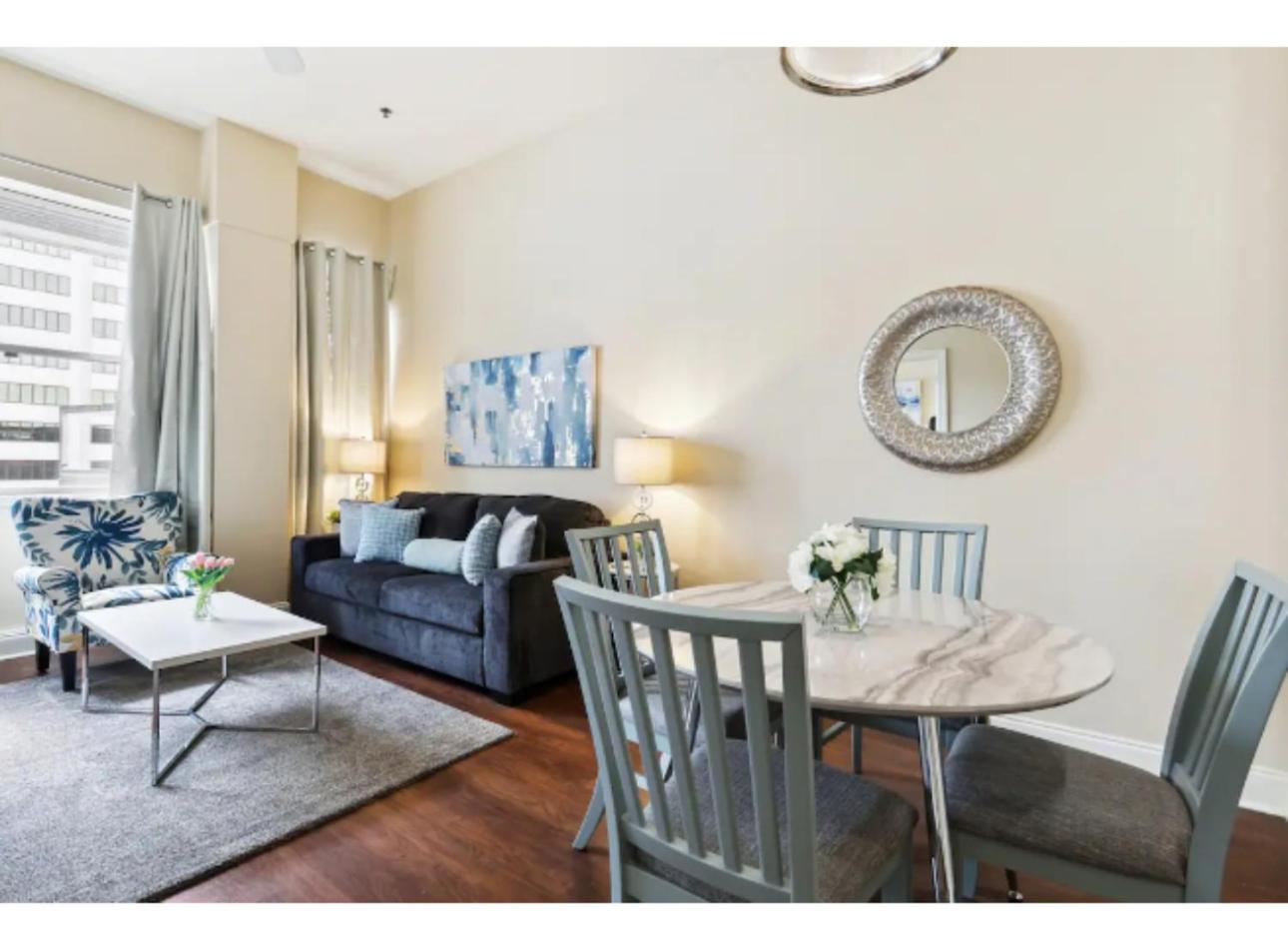 Amazing Condos Beautiful View 2 Blocks To French Quarter, Small Rooftop Pool, Gym, Seanger Theater, Super Dome, And Bourbon St Nowy Orlean Pokój zdjęcie