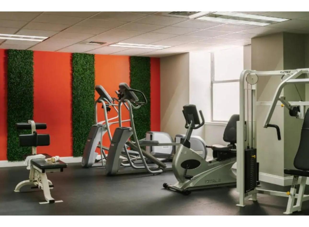 Amazing Condos Beautiful View 2 Blocks To French Quarter, Small Rooftop Pool, Gym, Seanger Theater, Super Dome, And Bourbon St Nowy Orlean Zewnętrze zdjęcie
